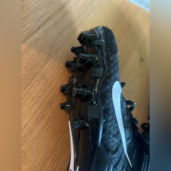 Nike Alpha Black Football Cleats size 6.5 youth/juniors - Picture 8 of 8
